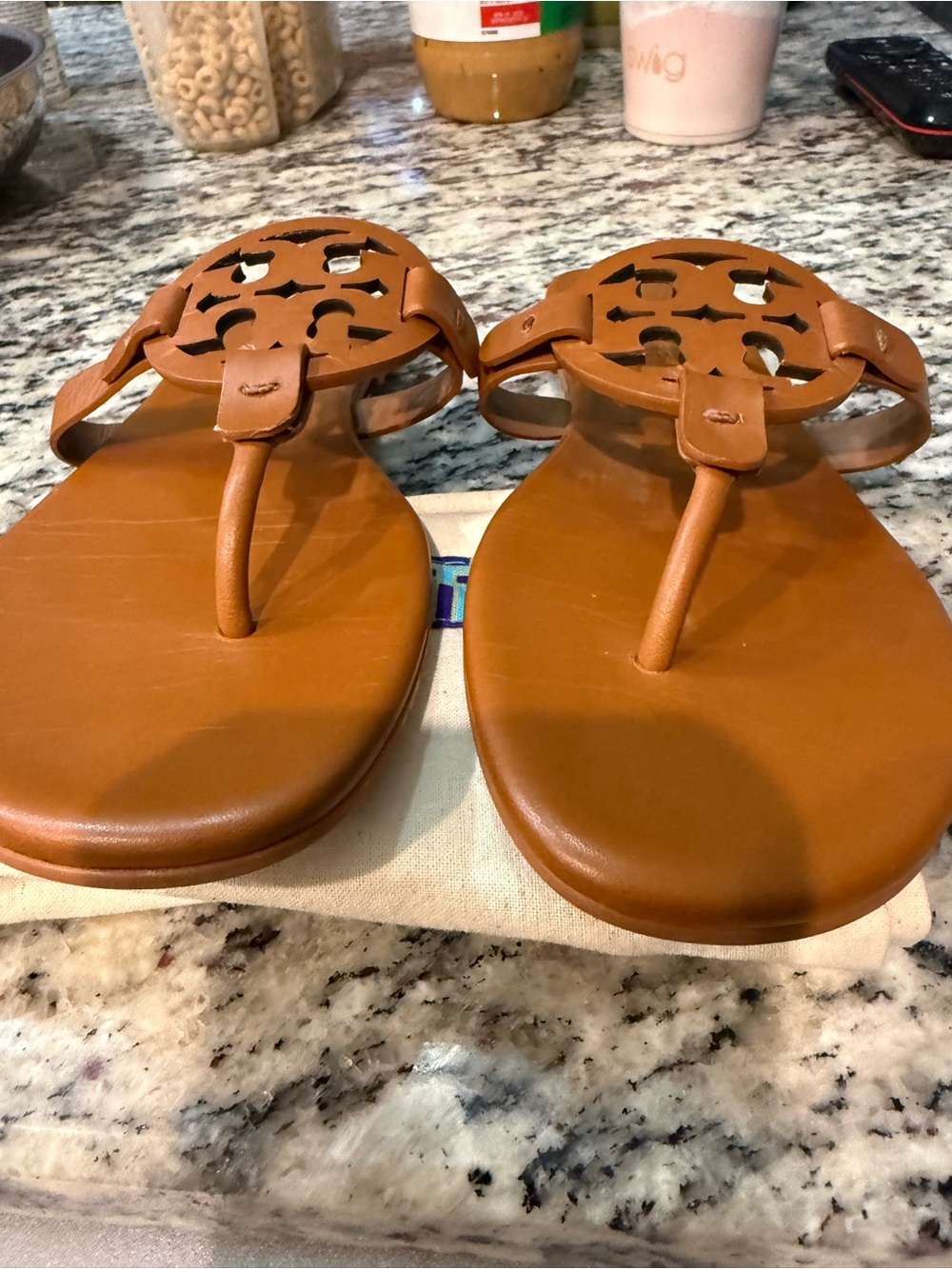 Tory Burch Brown Leather Logo Thong Sandals - Picture 6 of 7